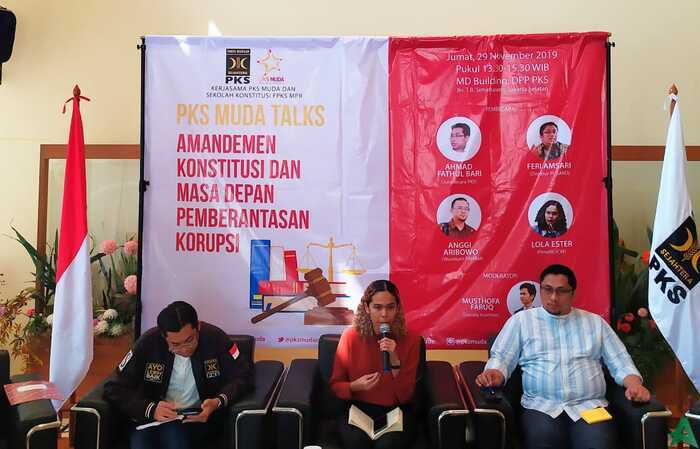 Wacana Perpanjang Kekuasaan Presiden Bentuk Kemunduran Demokrasi