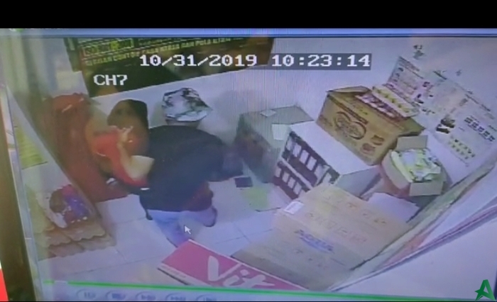 Rampok Terekam CCTV