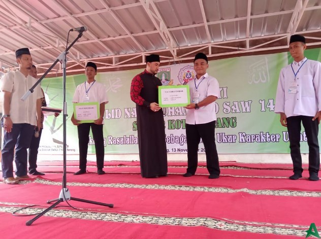 Voucher umroh dari kepsek SMKN 2 Kota Serang