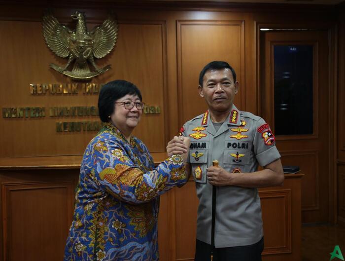 Polri dan Kementerian LHK Memperkuat Kerjasama Atasi Karhutla