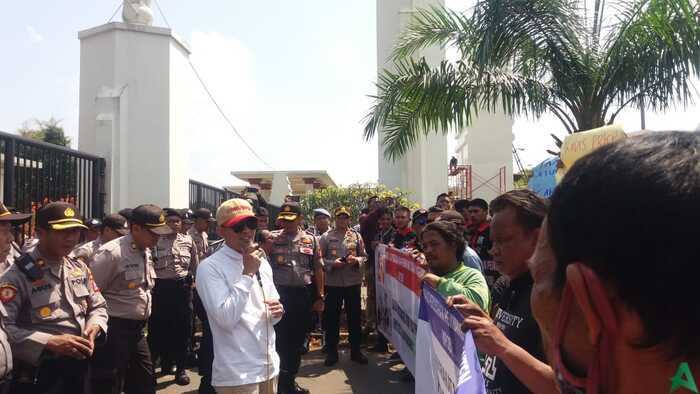 Pemprov Banten Dituding Atur Proyek Pembangunan Sport Center