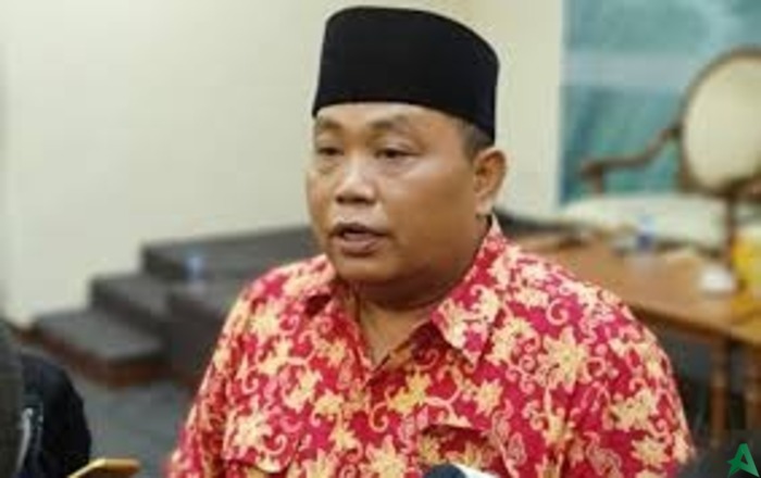 Waketum Gerindra: Dirut Pertamina Tidak Perlu Diganti Ahok