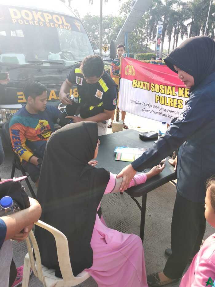 Masyarakat Antusias Ikut Pemeriksaan Kesehatan Gratis