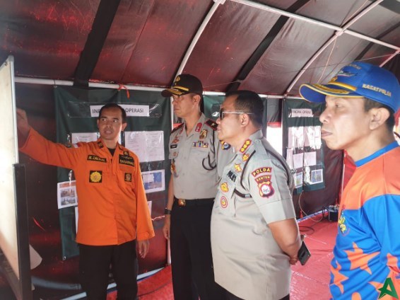 Wakapolda Banten kunjungi posko SAR gabungan di Pelabuhan Merak