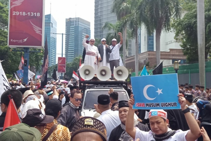 Aksi Bela Muslim Uighur, Massa Geruduk Kedubes Cina