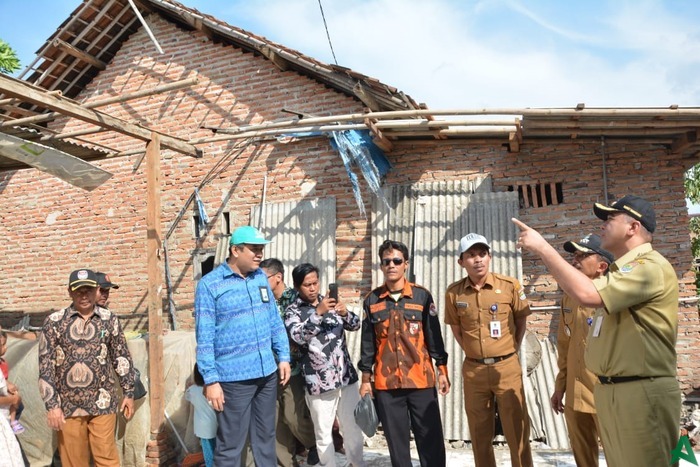 Ratusan Rumah di Kabupaten Tangerang Rusak Dihantam Puting Beliung
