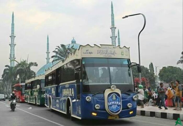 Bus Wisata Keliling Kota Tangerang