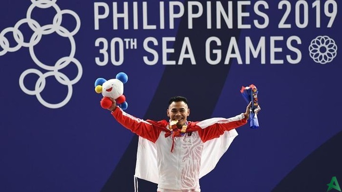 Lifter Indonesia Raih Medali Emas SEA Games 2019