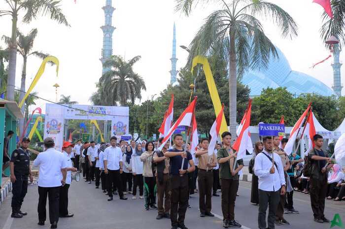 Tarian Kolosal Nyimas Melati Meriahkan Festival Budaya Nusantara III