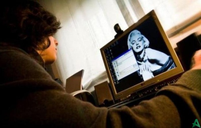 Penyebar Pornografi Bakal Didenda Rp 100 Juta Per Konten