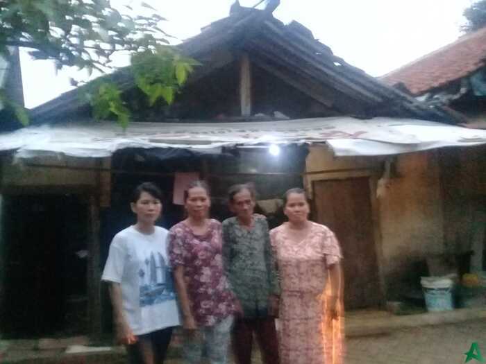 Miris, Nenek Tua Miskin Ini Tak Diperhatian Pemkot Tangsel