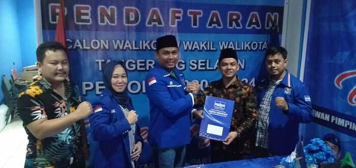 Pemilik SSB Daftar di Partai Demokrat