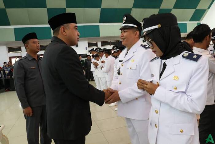 Lantik 153 Kades Terpilih, Bupati Tangerang: Jangan Korupsi Dana Desa