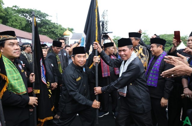 Festival pencak silat bandrong