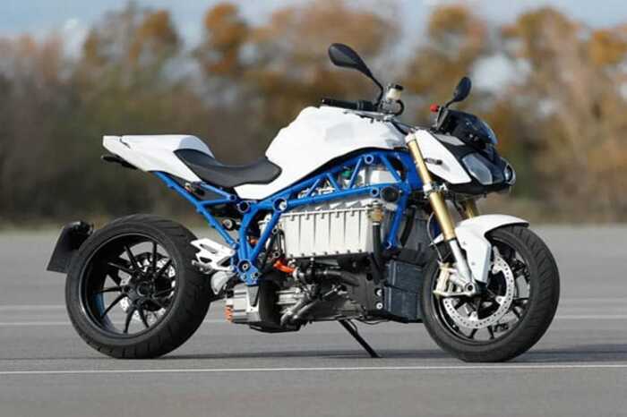 BMW E-Power Roadster Concept Bakal Dipamerkan 2020