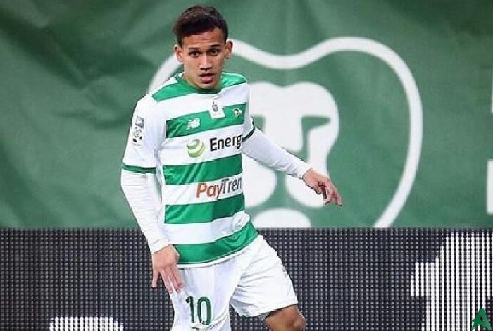egy maulana raih penghargaan