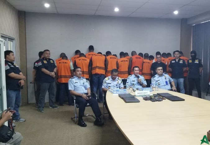penangkapan WNA ilegal di Tangerang