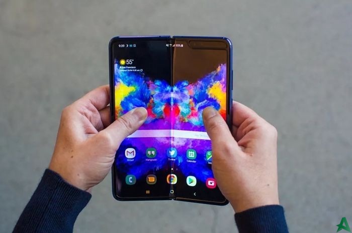 Samsung Galaxy Fold Seharga Motor NMAX
