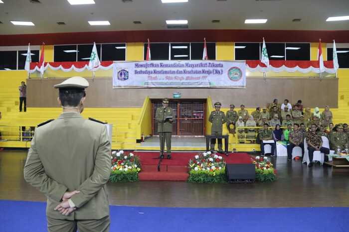 Pimpin Upacara K3, Ini Pesan Gubernur Anies