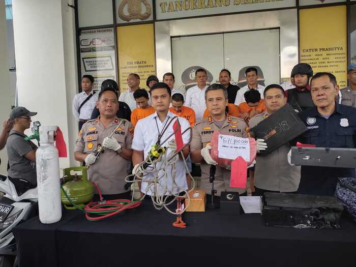 Bak Robin Hood, Usai Beraksi Komplotan Pembobol ATM Bagi Uang ke Panti