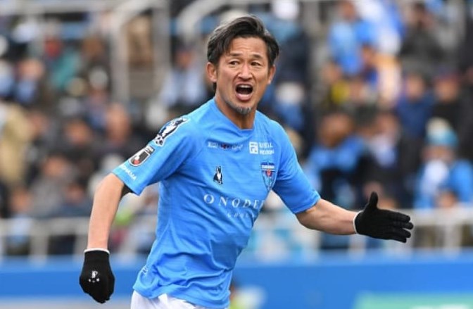 Pemain tertua Kazuyoshi Miura Yokohama FC