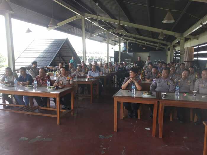 Anak Buah Pensiun, Ini Pesan Kapolsek