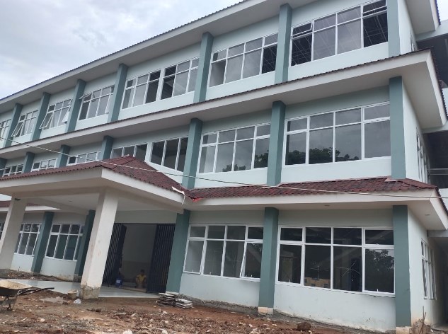 gedung smpn 18 tangsel