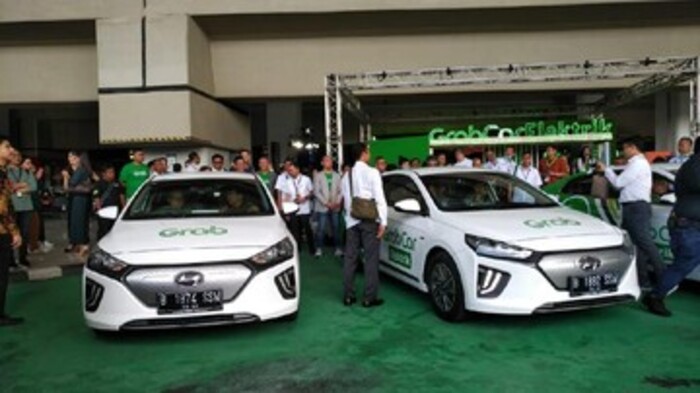 Mobil Listrik GrabCar Bakal Berkeluyuran di Bandara Soetta