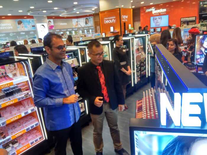 Berkonsep Colourful New Look, Guardian Lebih Fresh