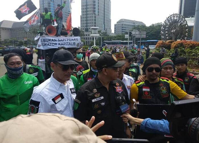 Ribuan Ojol Demo di Kemenhub, Ini Tuntutannya