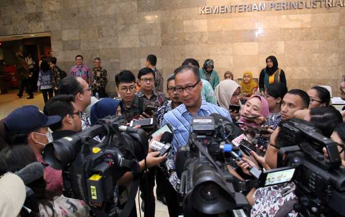 Menteri Perindustrian: Prioritaskan Pengembangan Industri Orientasi Ekspor