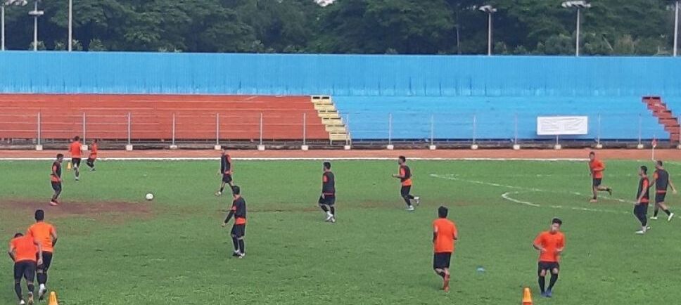 Fisik Belum Siap, Persija Tunda Laga Uji Coba