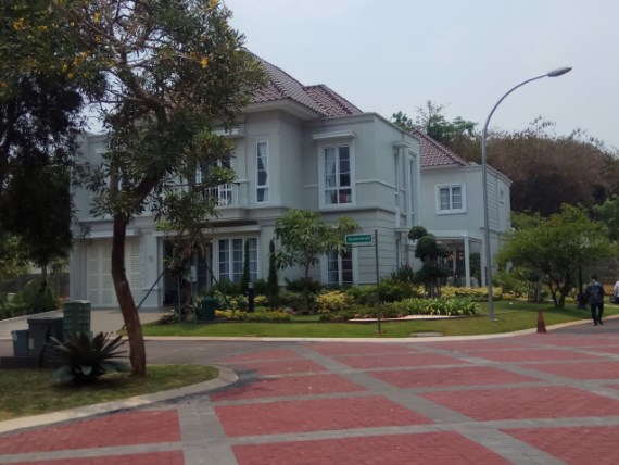 program paramount land year and saving