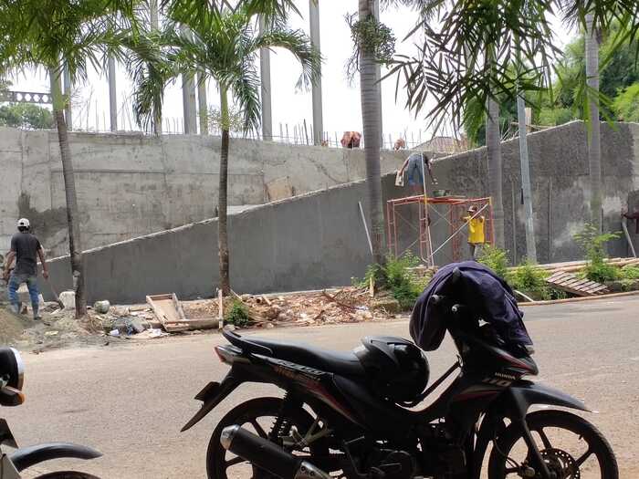 Dua Jam Disegel, Pembangunan BJ Home Berlanjut