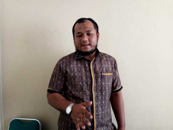 Foto Spanduk Penolakan Pembangunan Gereja Resahkan Warga