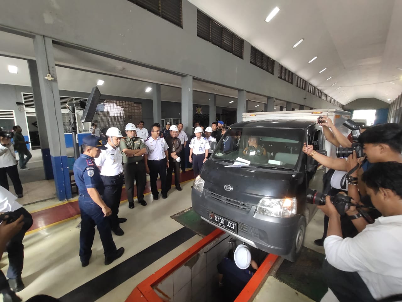 Bayar Bus Umum dan Uji KIR di Kota Tangerang Bisa Non Tunai