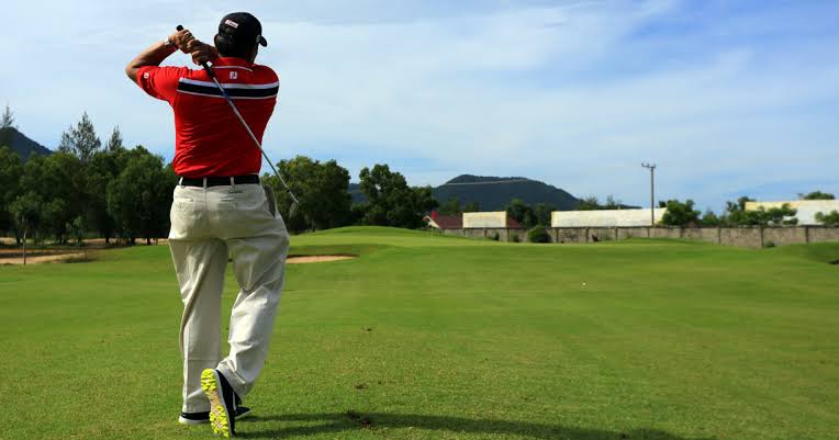 Bermain Golf Teratur Dapat Kurangi Risiko Kematian Dini