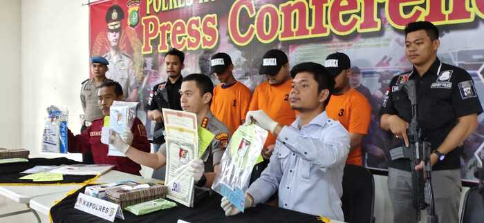 Polresta Bandara Soekarno-Hatta Bongkar Sindikat Pemalsuan Dokumen