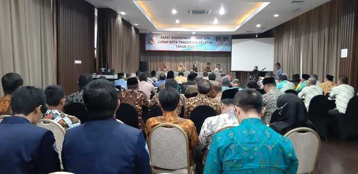 Camat dan Lurah Ditekankan Cegah Pungli