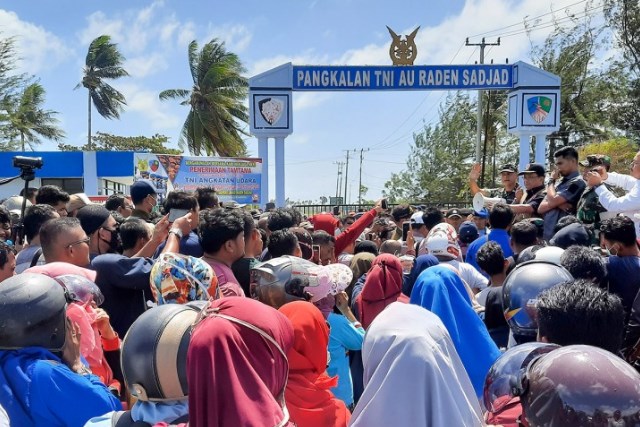 Warga Natuna Tolak Karantina WNI