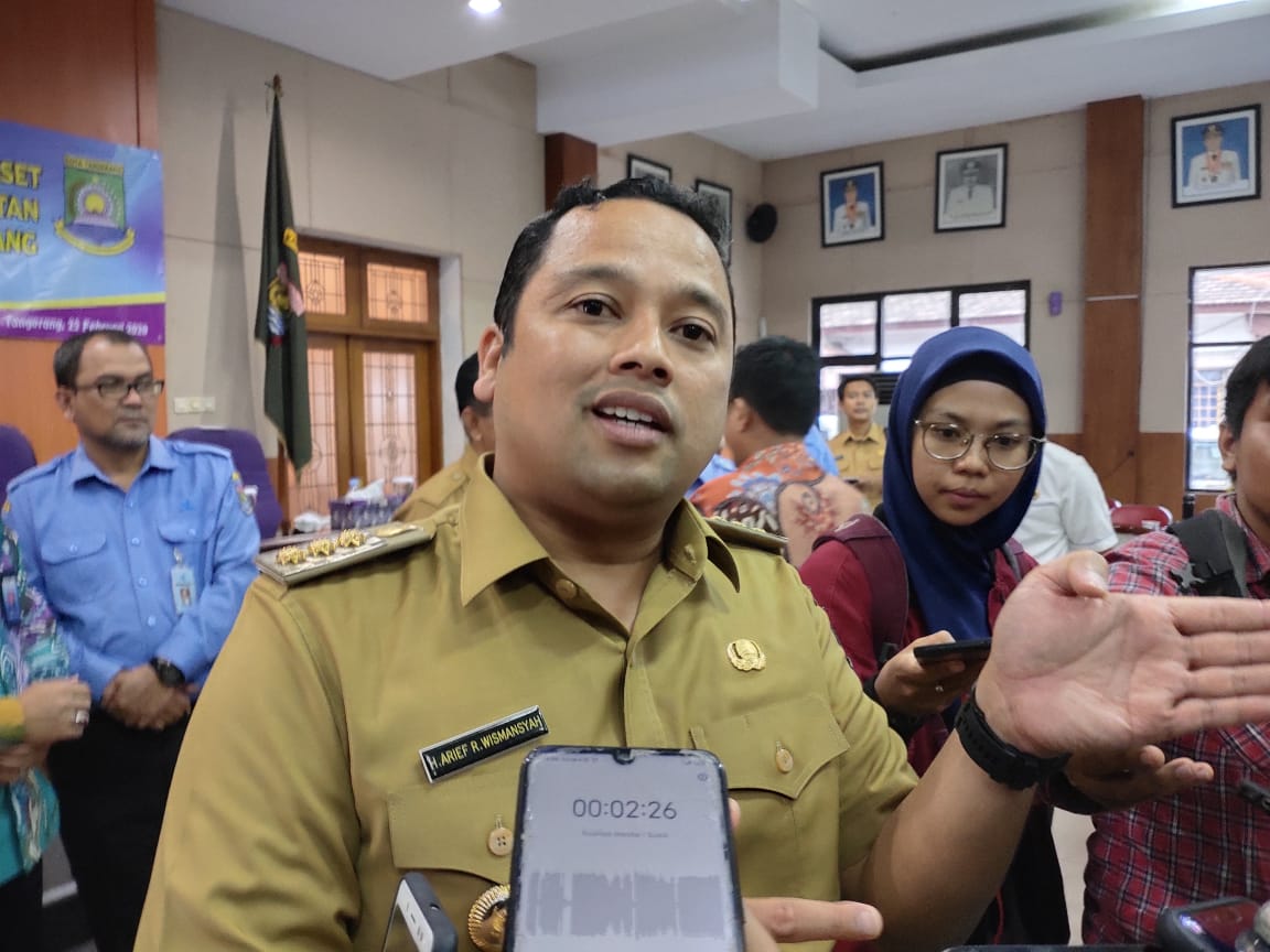 Arief Pasrah Tanggul Sementara yang Dibangun Dinas PUPR Dijebol Warga