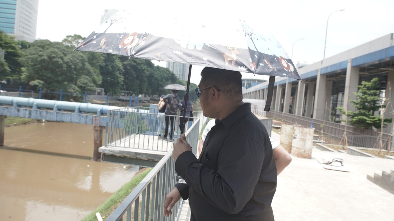 PSI Pantau Proyek Naturalisasi Sungai Ciliwung