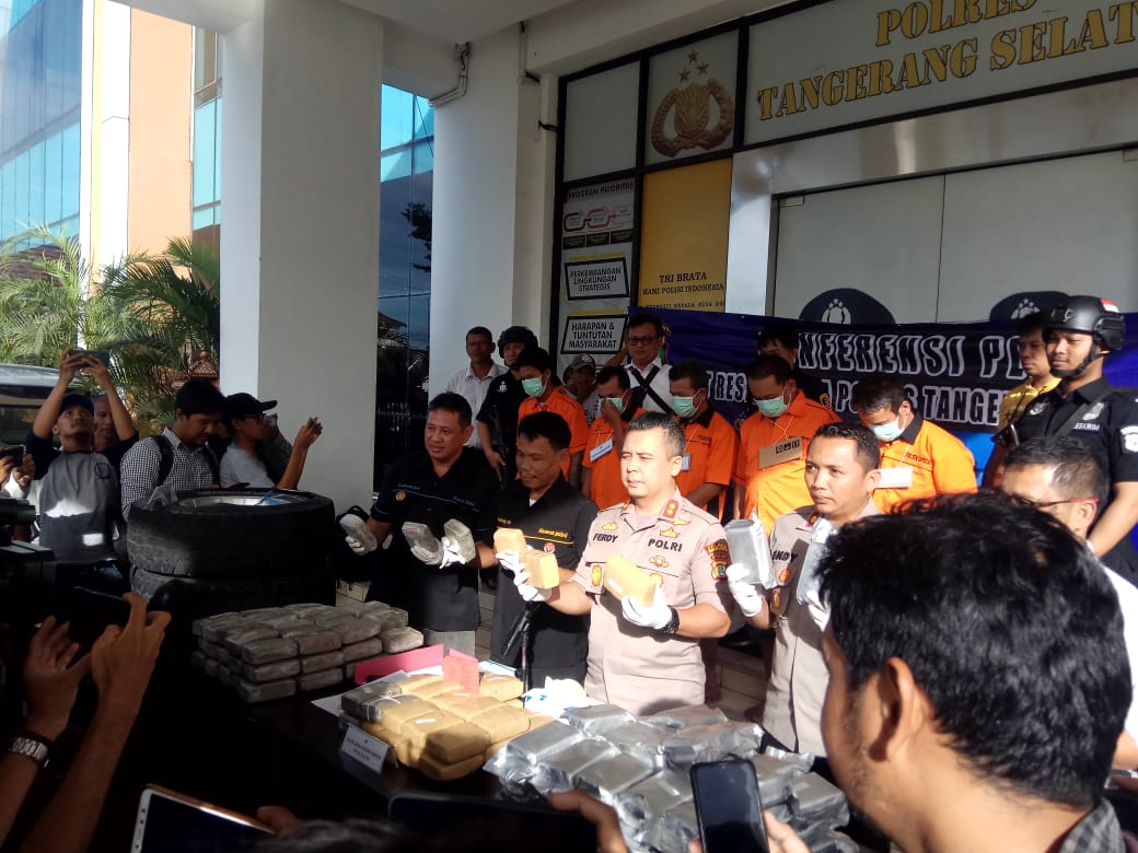 Disembunyikan Dalam Ban, Puluhan Kilogram Hanja Diamankan