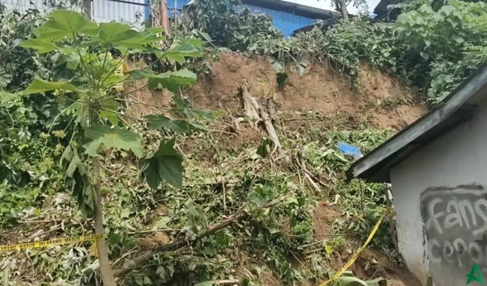 kontrakan tertimpa longsoran