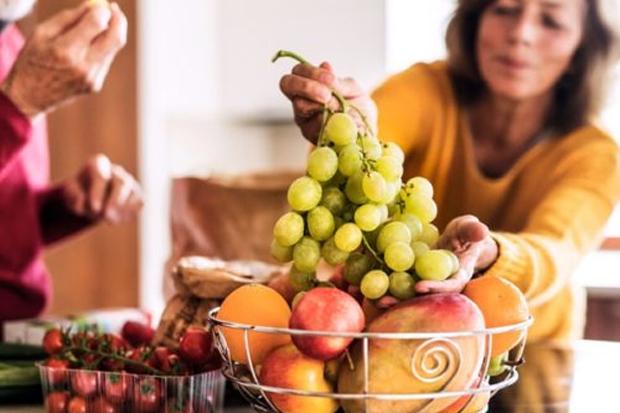 Diet Buah dan Sayur Turunkan Risiko Gejala Menopause