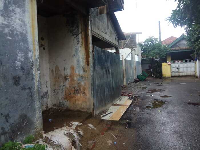 Warga Keluhkan Pembongkaran Bangunan Ditengah Pemukiman