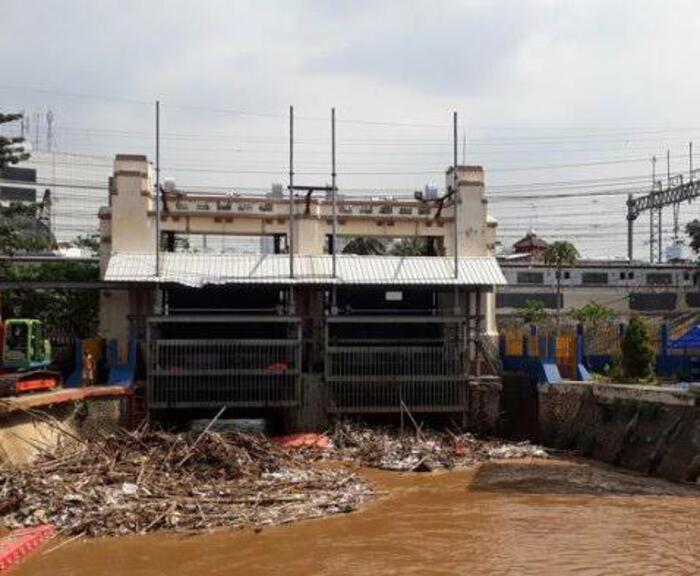 Ketinggian Air di Pintu Air Manggarai Menurun, Pemprov Tetap Waspada