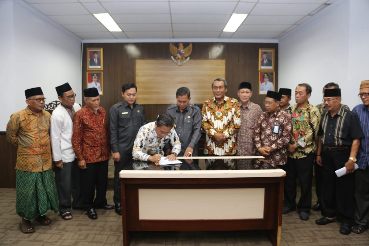 Sah, Masjid Agung Dikelola Pemkot Serang