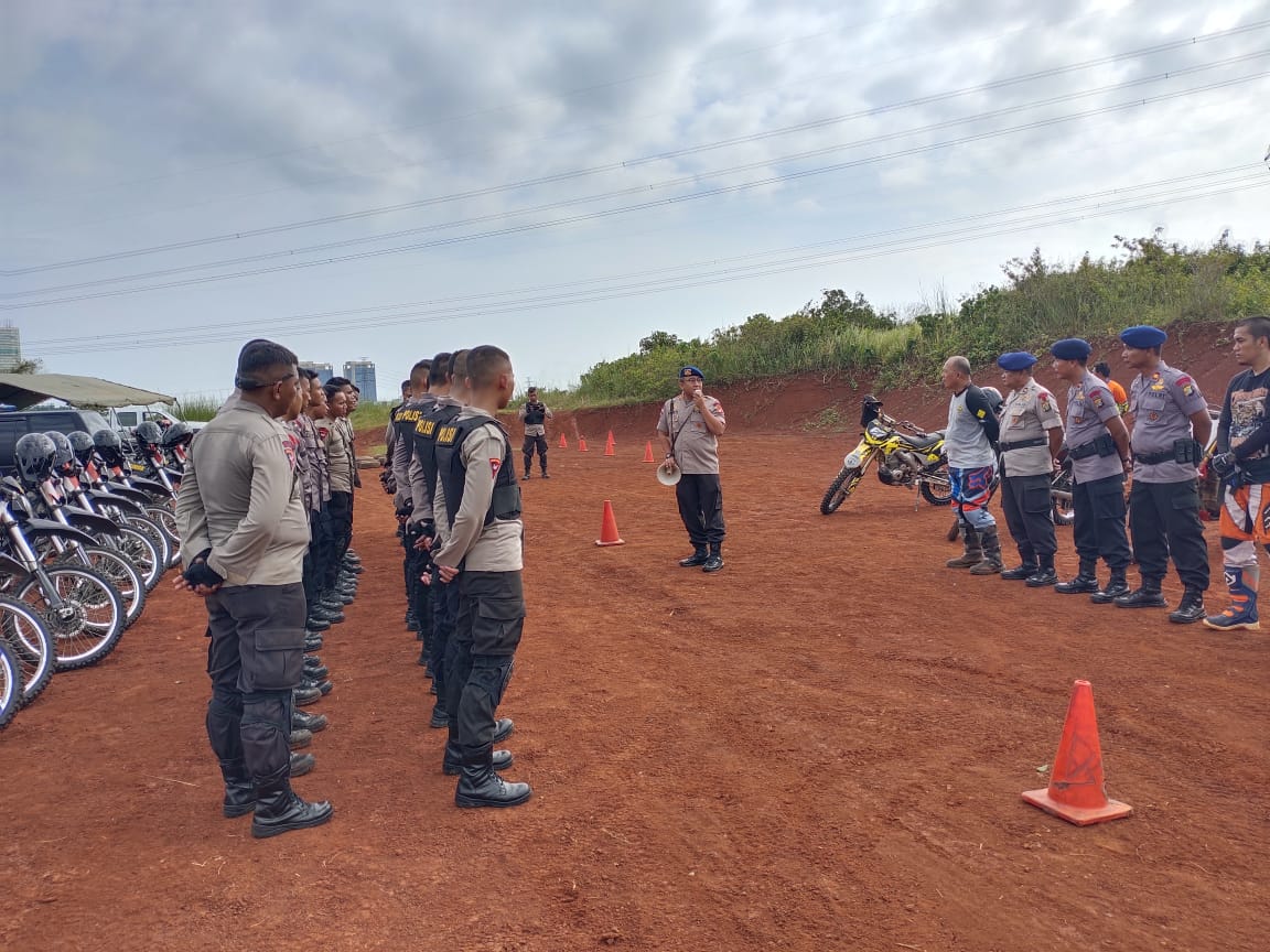 Puluhan Pasukan Penotor Dilatih Safety Riding
