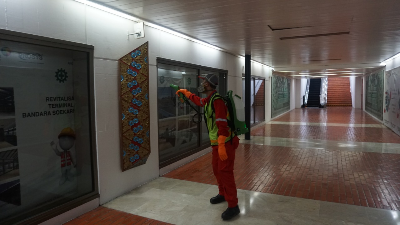 Cegah Virus Corona, Bandara Soekarno-Hatta Kembali Disemprot Desinfeksi